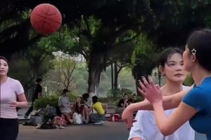 😍H型身材！韩国啦啦队美女李普润！这身很展现优势啊！