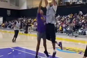 马克杰克逊：詹姆斯在GOAT讨论范围内，但最后一投我选乔丹科比！