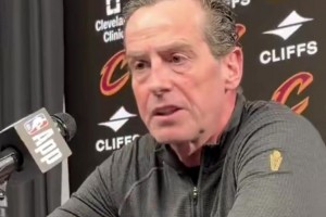 直接催婚！奥尼尔连线步行者情侣球迷：马上求婚！婚戒我包